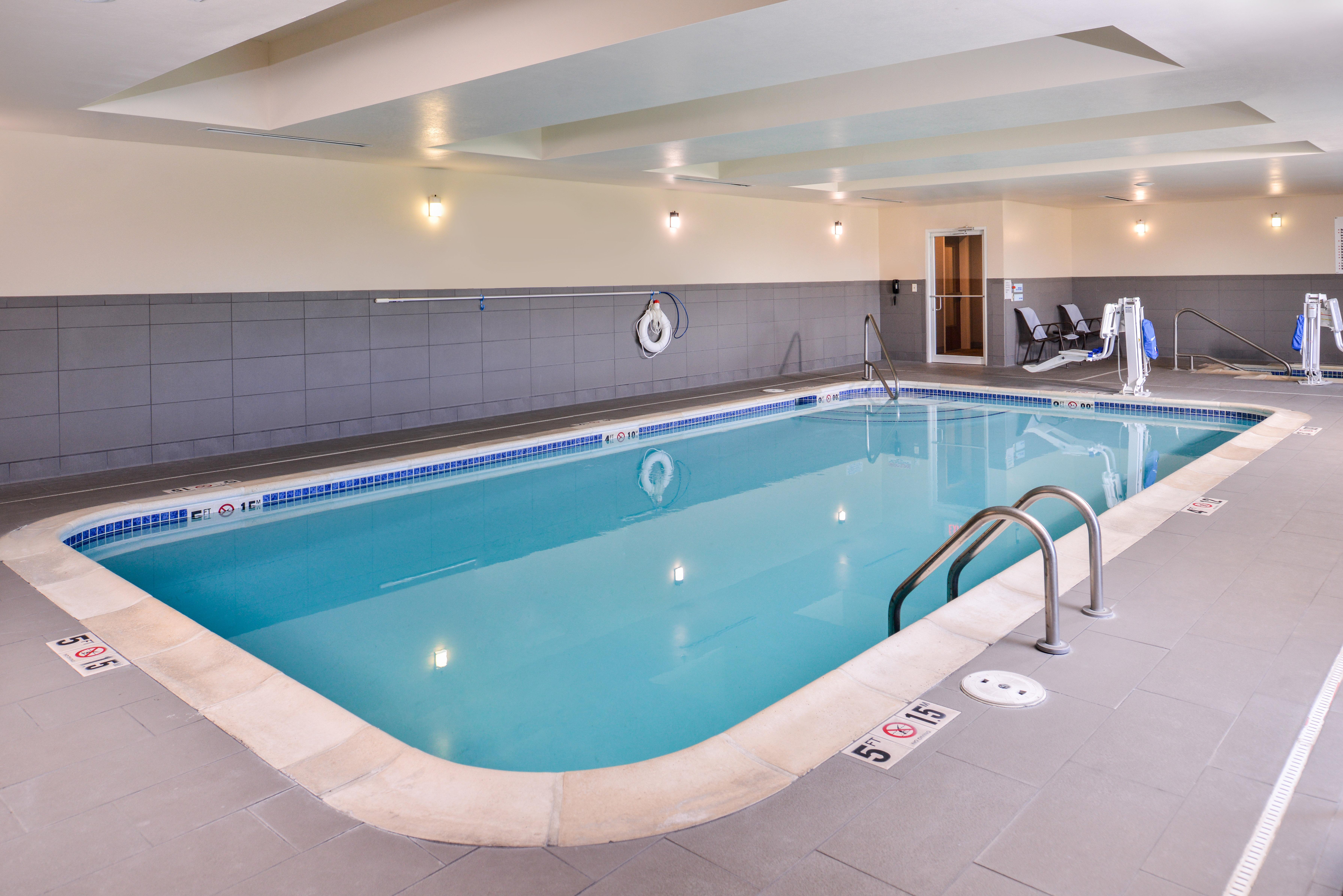 Holiday Inn Express Hotel & Suites York By Ihg Dış mekan fotoğraf