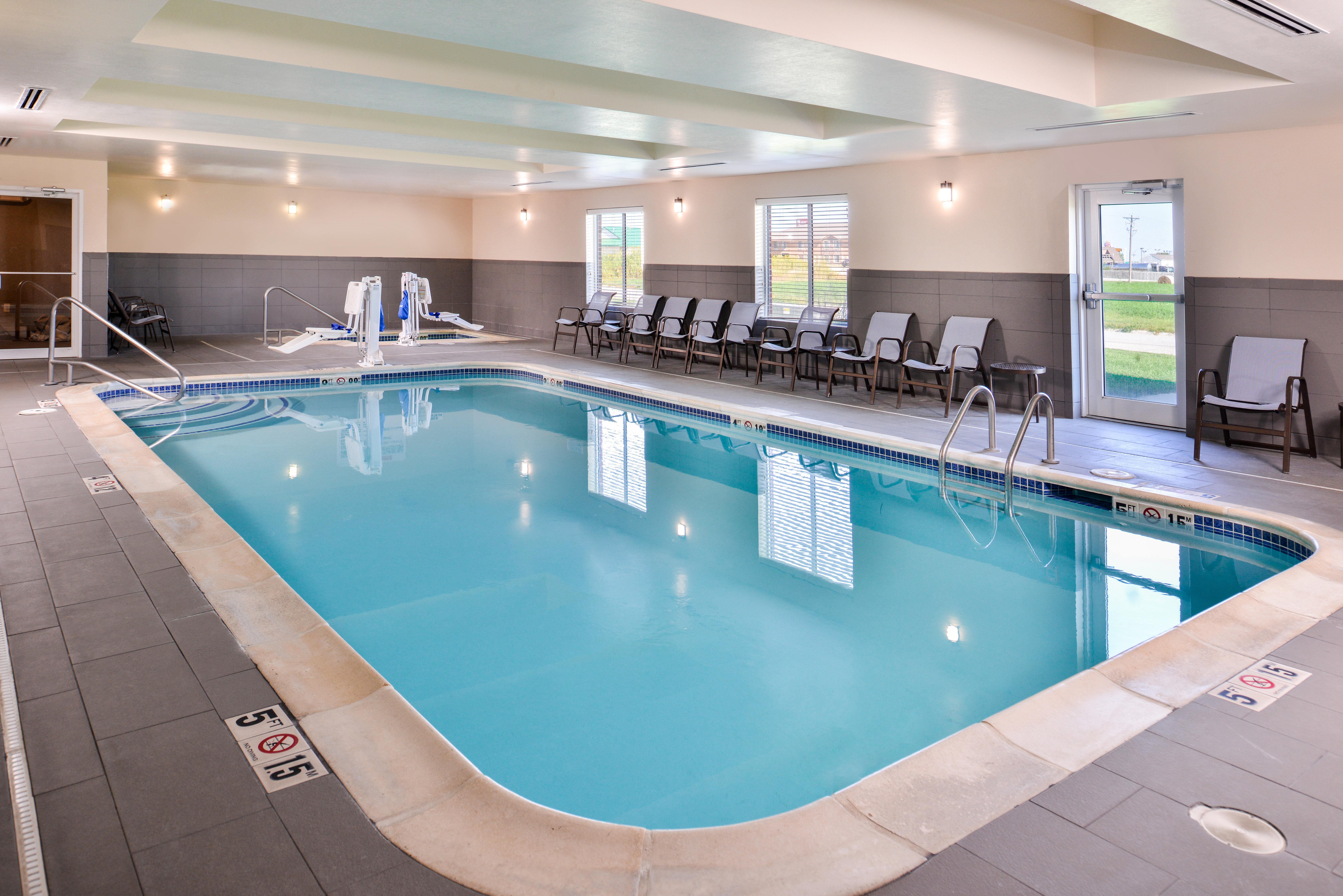 Holiday Inn Express Hotel & Suites York By Ihg Dış mekan fotoğraf